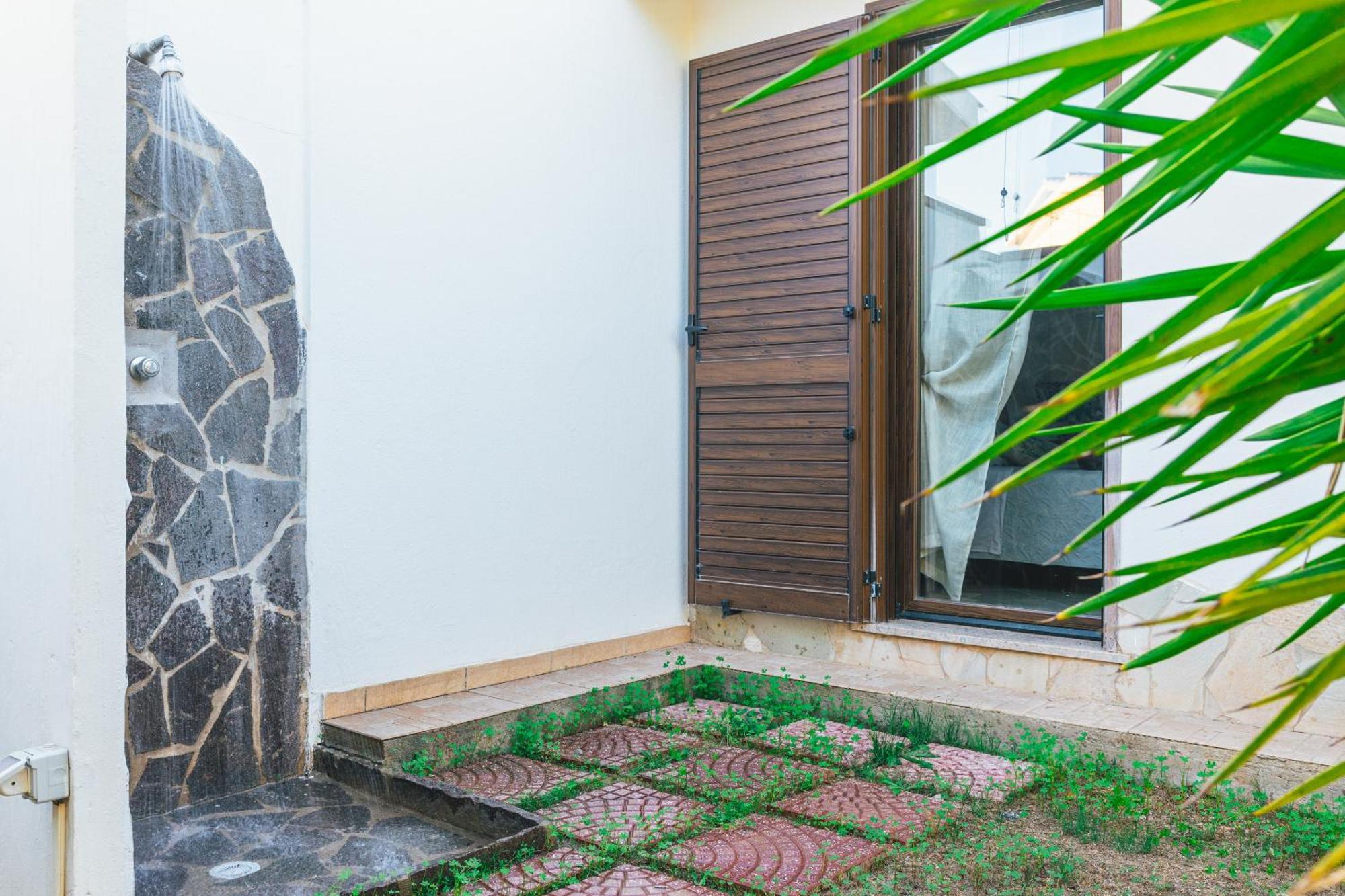 Case Vacanze Il Sogno 2 Porto Pino Δωμάτιο φωτογραφία